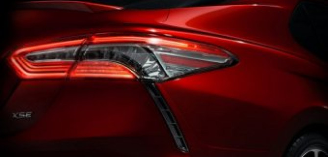 Toyota опубликовали тизер новой Camry
