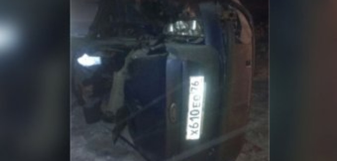 В ДТП с грузовиком под Ярославлем погибли четыре человека