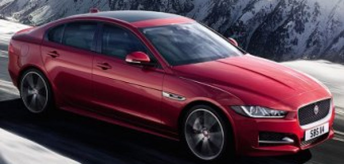 Старт новогодних продаж Jaguar в РОЛЬФ Ясенево!