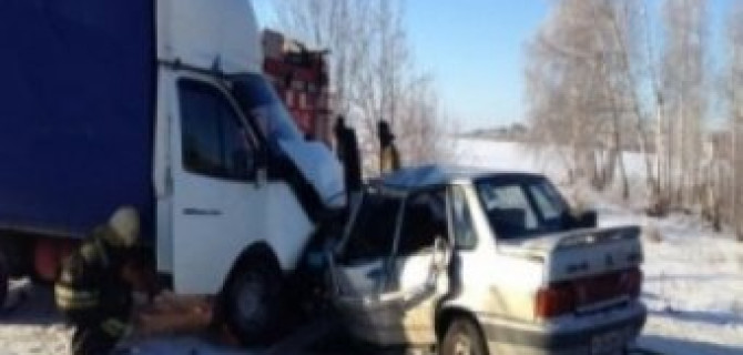 В Мелекесском районе в ДТП погибли мать с дочкой