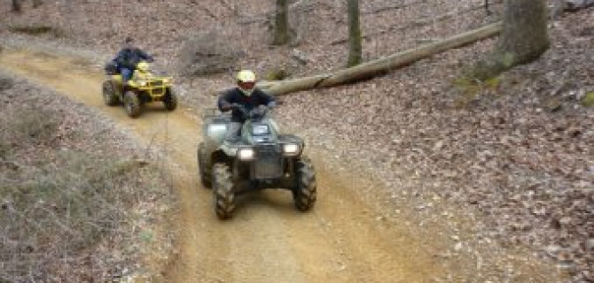 Увлекательный мототуризм на квадроциклах