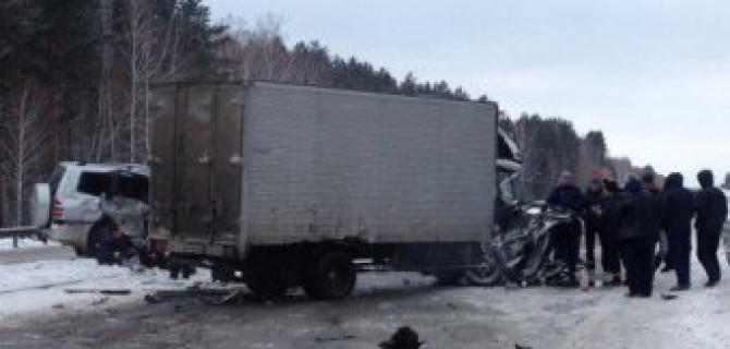 В ДТП под Ангарском пострадали четверо взрослых и девочка