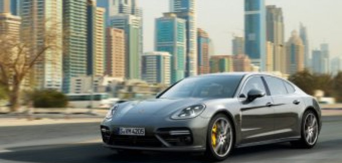 Новый Porsche Panamera в Порше Центр Ясенево ждет Вас!