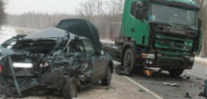 В ДТП с фурой в Орловской области погиб мужчина
