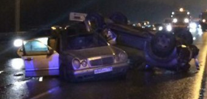В ДТП с перевертышем на КАД погиб ребенок