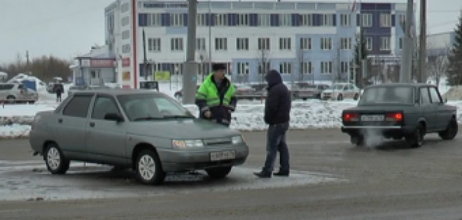 В Рыбинске автомобиль сбил женщину на переходе