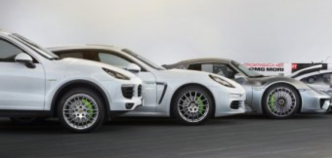 Покупайте Porsche у лидера рынка в РОЛЬФ! КАСКО в подарок!