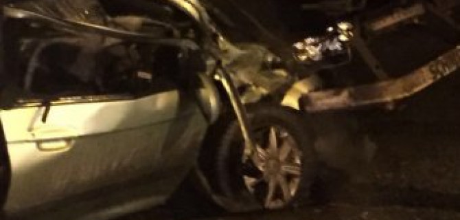 В Петербурге легковушка залетела под фуру