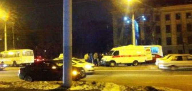 В Воронеже автобус насмерть сбил мужчину