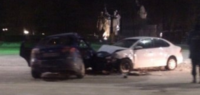 В ДТП с такси во Владимире пострадали четыре человека