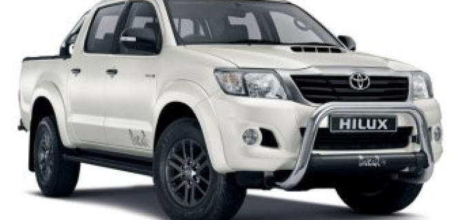 Toyota Hilux - особенности большого автомобиля