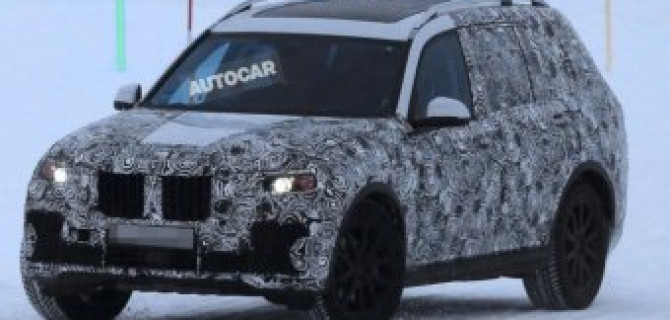 Новый BMW X7 2018 заснят во время тестов