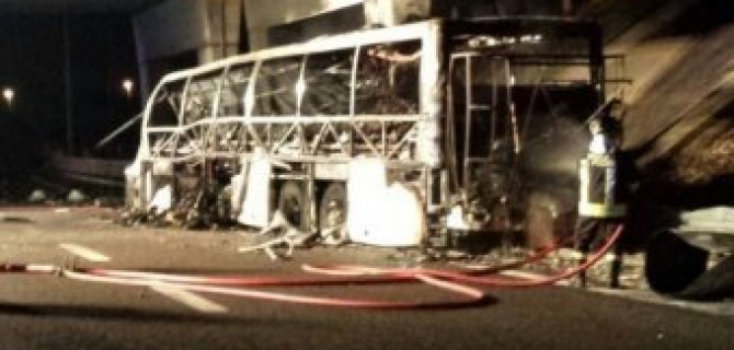 В Италии автобус с подростками попал в ДТП: погибли 16 человек