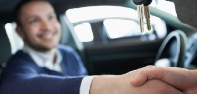 Как в несколько кликов арендовать автомобиль в Москве?