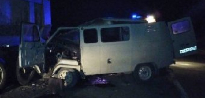 В Амурской области в ДТП с грузовиком погибли три человека