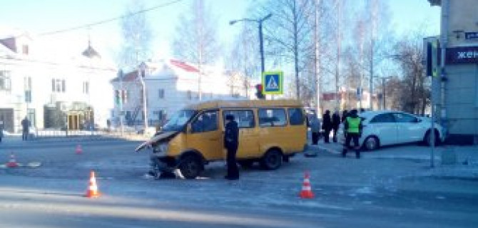 В Лесном иномарка сбила школьника на тротуаре