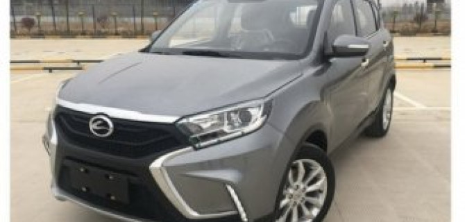 В Сети появились первые фото кроссовера Landwind E36