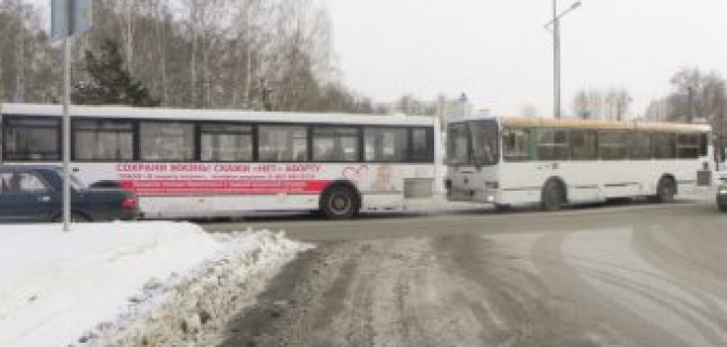 В Тобольске в ДТП с двумя автобусами пострадали пять человек