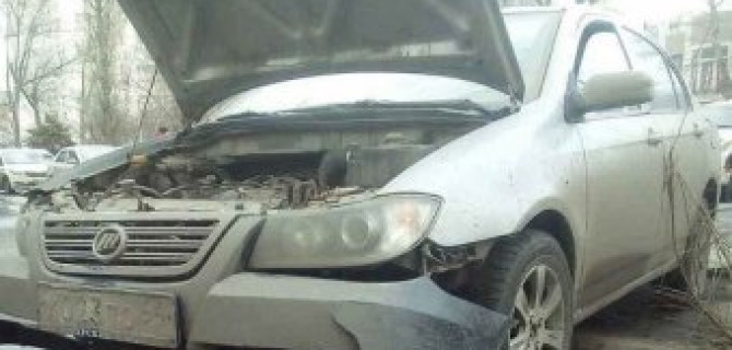 Иномарка сбила двух женщин в центре Саратова