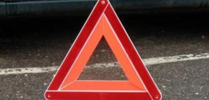 В ночном ДТП в Москве погиб мотоциклист