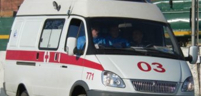 В Петрозаводске пьяный водитель сбил девушку на переходе