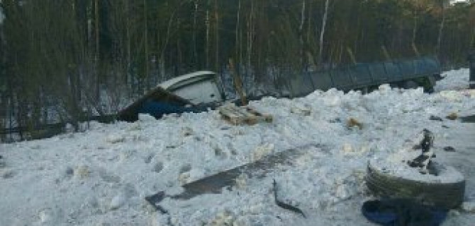 В ДТП под Сургутом погибли три человека