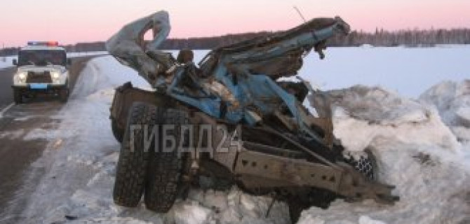 В Красноярском крае в ДТП в КАМАЗом погиб человек