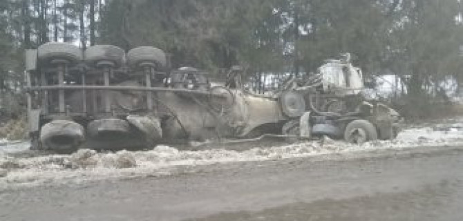 В ДТП в Ленобласти погибли водители грузовиков