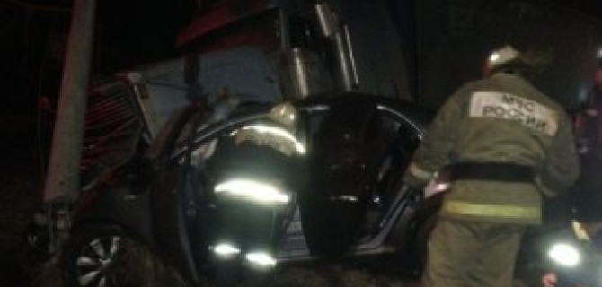 В ДТП с фурой на окружной Ярославля погиб человек