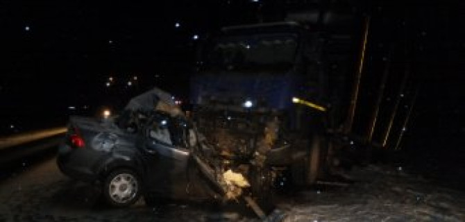 В ДТП с лесовозом на трассе «Вятка» погиб человек