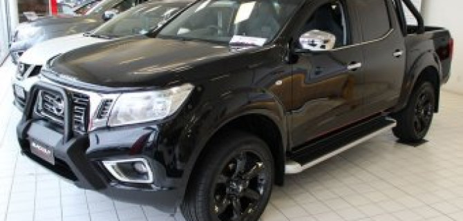 Nissan Navara был представлен в концепте Black Edition