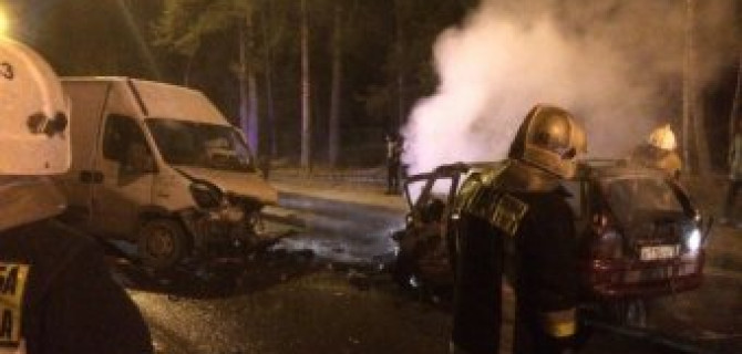 В ДТП под Петербургом водитель сгорел в машине