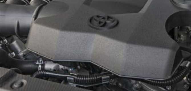 Бесплатная мойка моторного отсека в Тойота Центр Ясенево