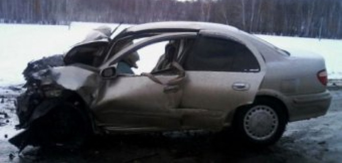 Под Омском в ДТП с маршруткой погибла 5-летняя девочка