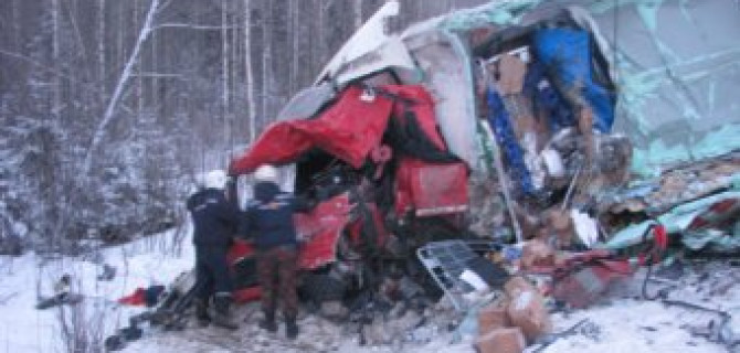 В ДТП с фурами на трассе «Вятка» погибли три человека