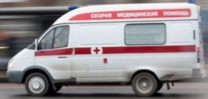 Под Воронежем машину после ДТП отбросило на пешехода