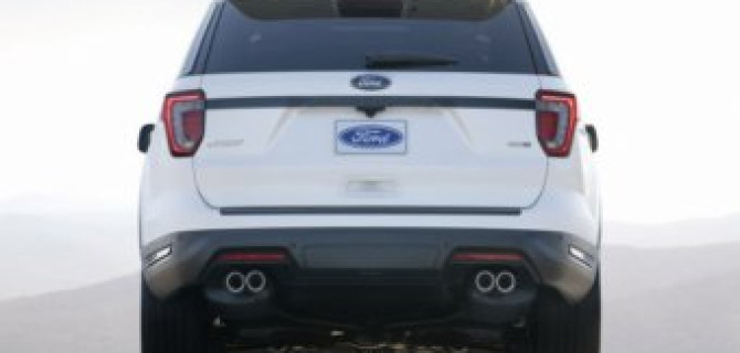 Ford Explorer 2018 не доехал до автосалона в Нью-Йорке