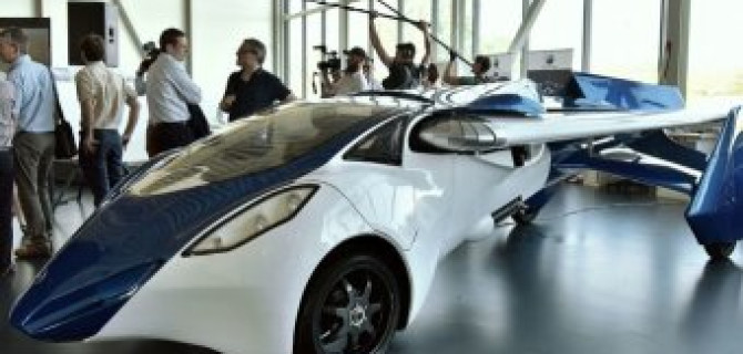 Летающий автомобиль презентуют в апреле этого года