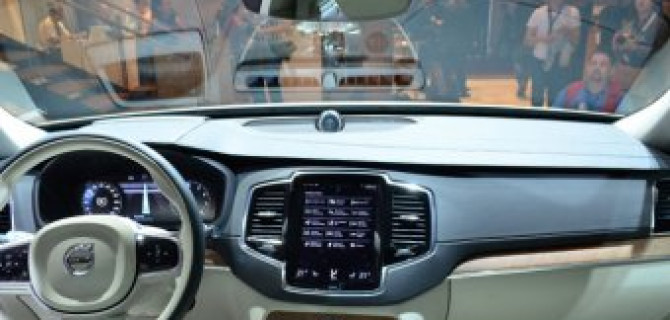 Volvo ищет в России 5 "счастливчиков", которым не хватило наклеек