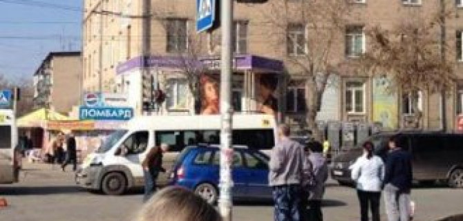 В Челябинске автомобиль сбил женщину с девятимесячным ребенком