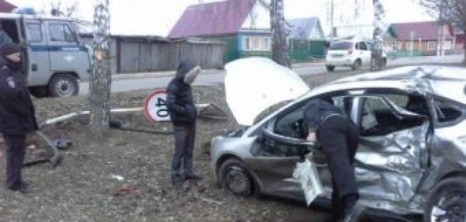 В Болгаре случилось ДТП возле пожарной части, что спасло потерпевших