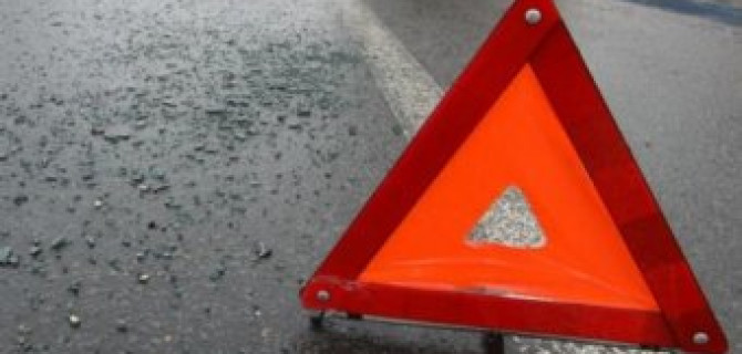 На трассе «Кола» столкнулись две иномарки – погиб мужчина