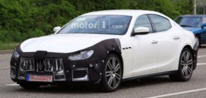 В Сети появились шпионские фото нового Maserati Ghibli