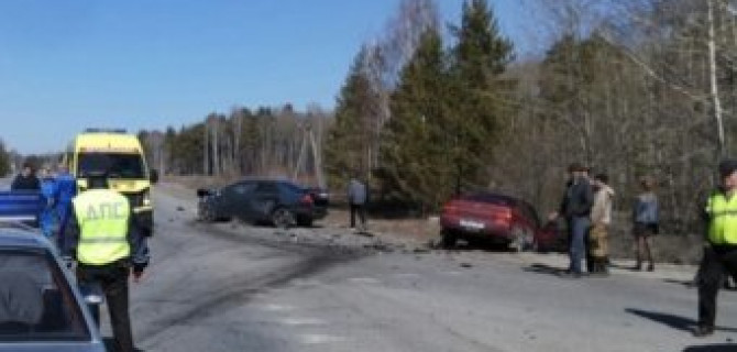 В ДТП с тремя автомобилями под Томском погиб водитель ВАЗа