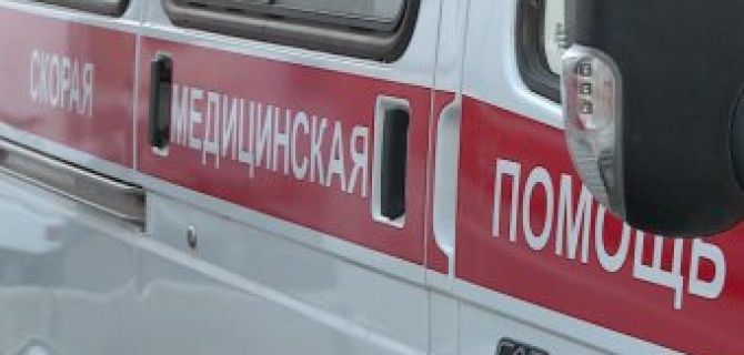 В Туле иномарка врезалась в столб: водитель погиб