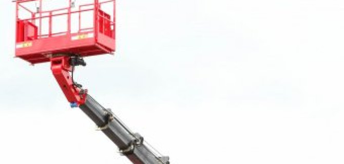 Аренда телескопической автовышки – безопасность и комфорт