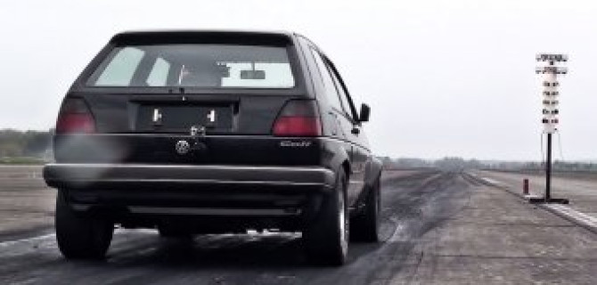 Старый Volkswagen Golf оснастили 1233-сильным мотором