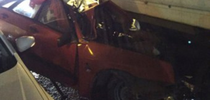 В ДТП на Обводном в Петербурге погиб водитель ВАЗа