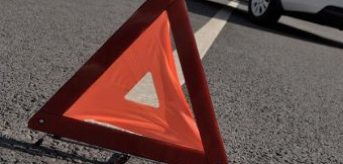 В массовом ДТП с трамваем в Москве пострадали два человека