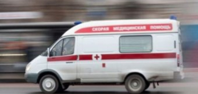 На востоке Москвы грузовик сбил женщину с двумя детьми на переходе